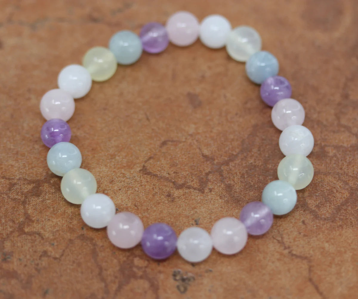 Bubble bracelet with blue, pink and white beads
